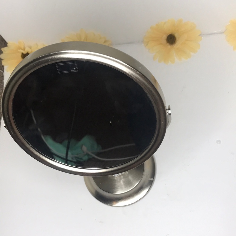 Makeup Mirrors - Picture 6 of 6